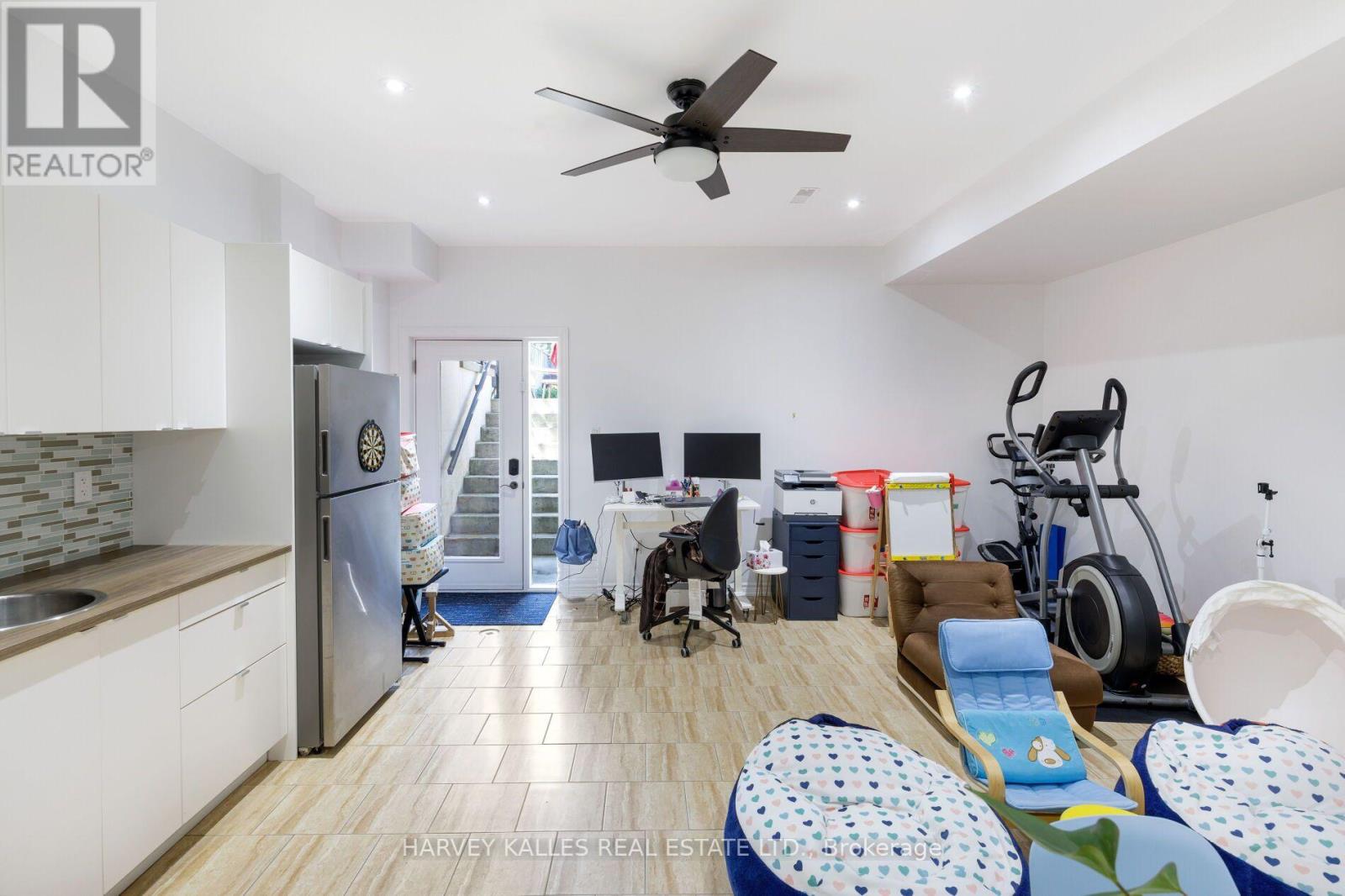 20a Owen Drive, Toronto, Ontario  M8W 1W7 - Photo 47 - W13546742