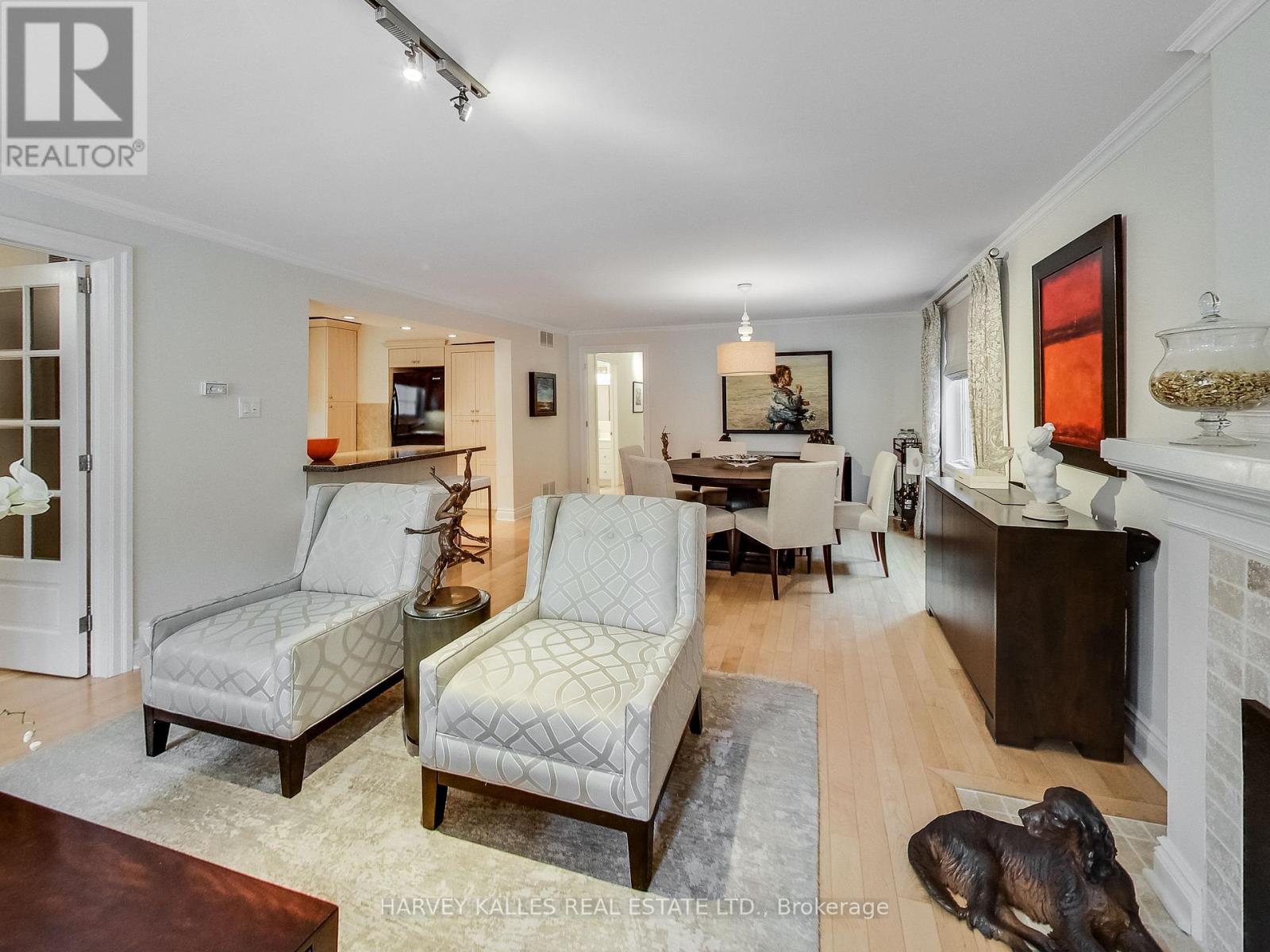 Main - 9 Highbourne Road, Toronto, Ontario M5P 2J1 - Photo 6 - C13547550