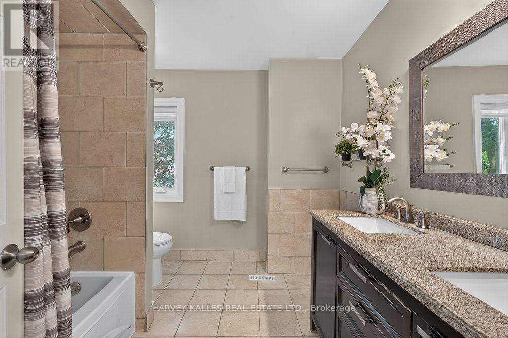 898 Stonehaven Avenue, Newmarket, Ontario L3X 1K7 - Photo 30 - N13548842