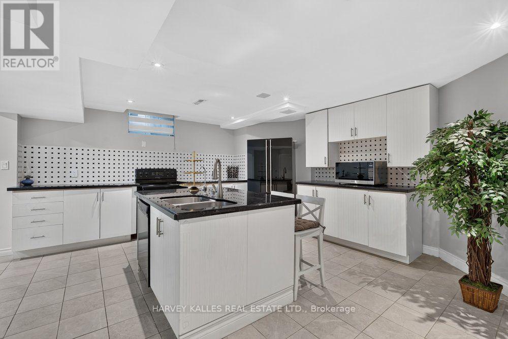 898 Stonehaven Avenue, Newmarket, Ontario L3X 1K7 - Photo 35 - N13548842