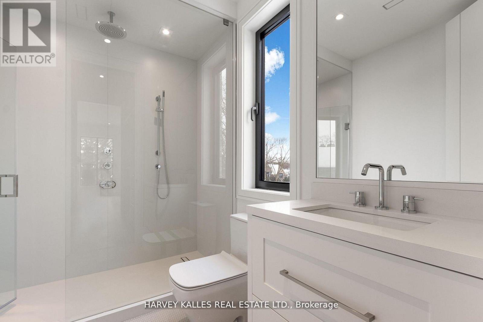 370 Glengrove Avenue W, Toronto, Ontario M5N 1W5 - Photo 31 - C13549058
