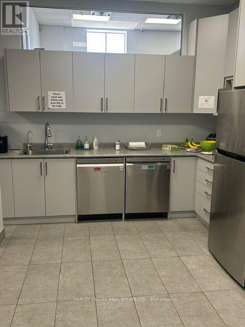64 Bakersfield Street, Toronto, Ontario  M3J 2W7 - Photo 14 - W13550892