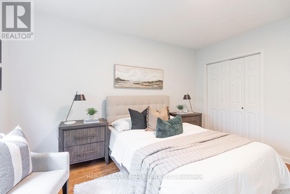 135 Combe Avenue, Toronto, Ontario  M3H 4K2 - Photo 21 - C13552950