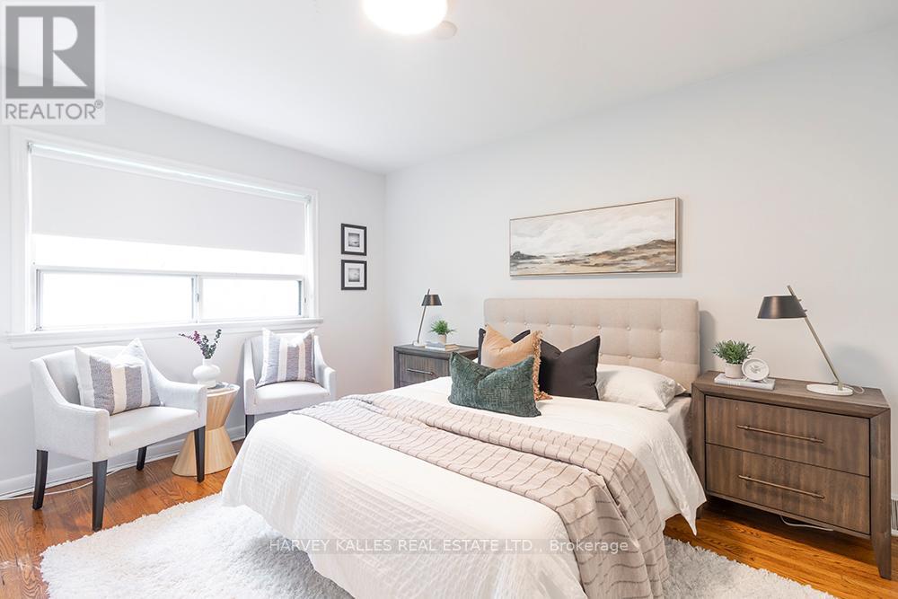 135 Combe Avenue, Toronto, Ontario  M3H 4K2 - Photo 25 - C13552950