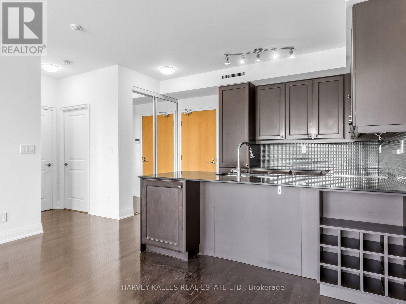421 - 1 Bedford Road, Toronto, Ontario M5R 2J7 - Photo 10 - C13553244