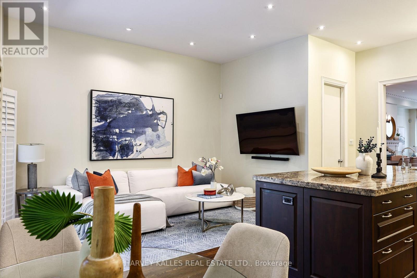 30 Walder Avenue, Toronto, Ontario M4P 2R6 - Photo 21 - C13555486