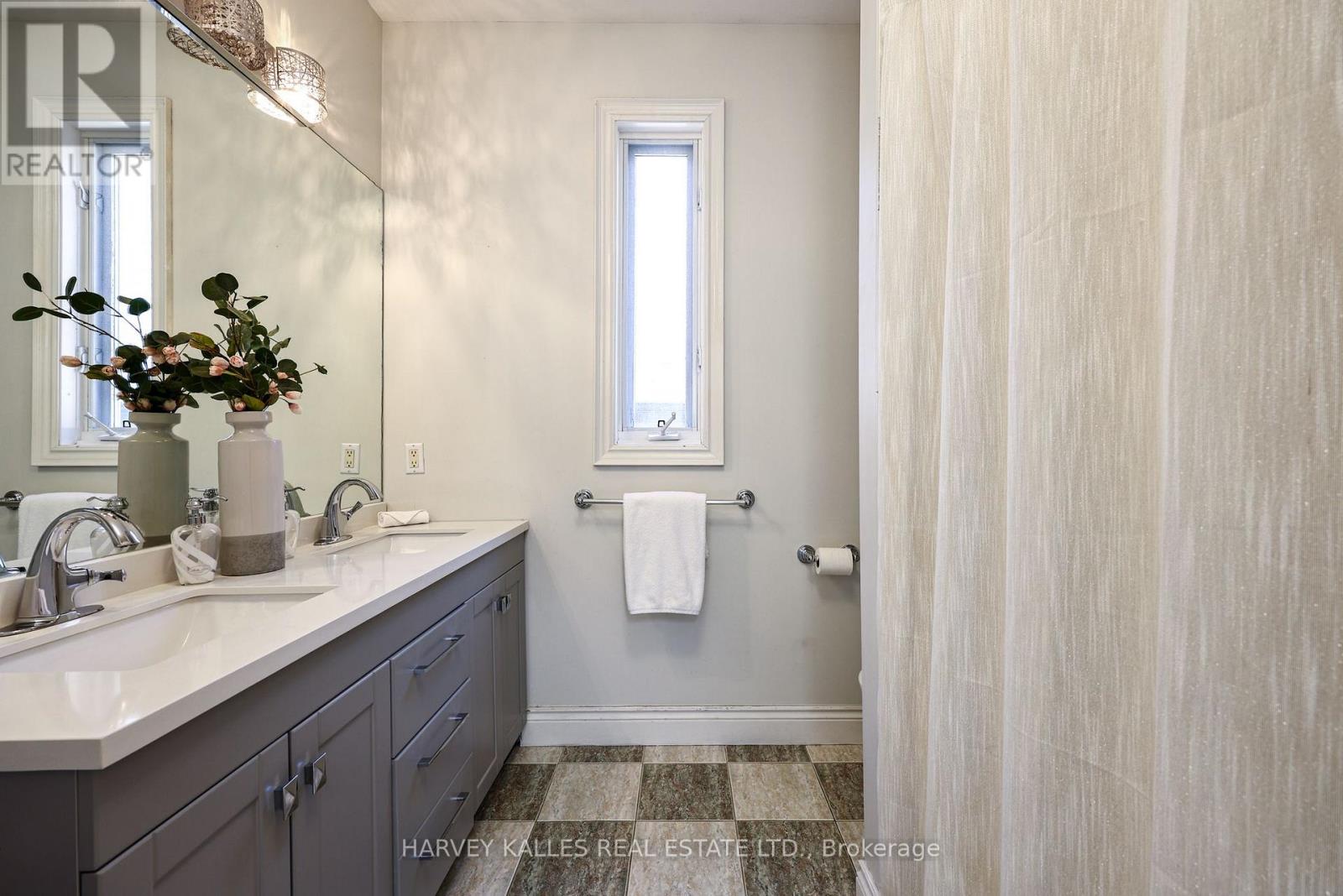 30 Walder Avenue, Toronto, Ontario M4P 2R6 - Photo 35 - C13555486