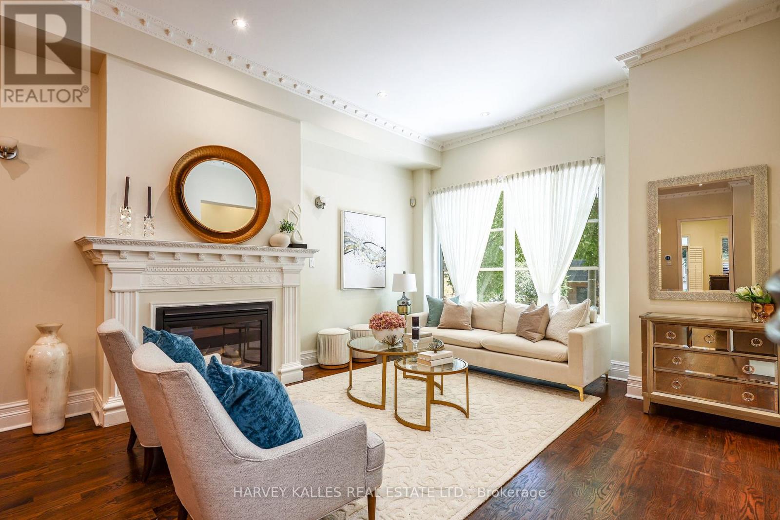 30 Walder Avenue, Toronto, Ontario M4P 2R6 - Photo 5 - C13555486