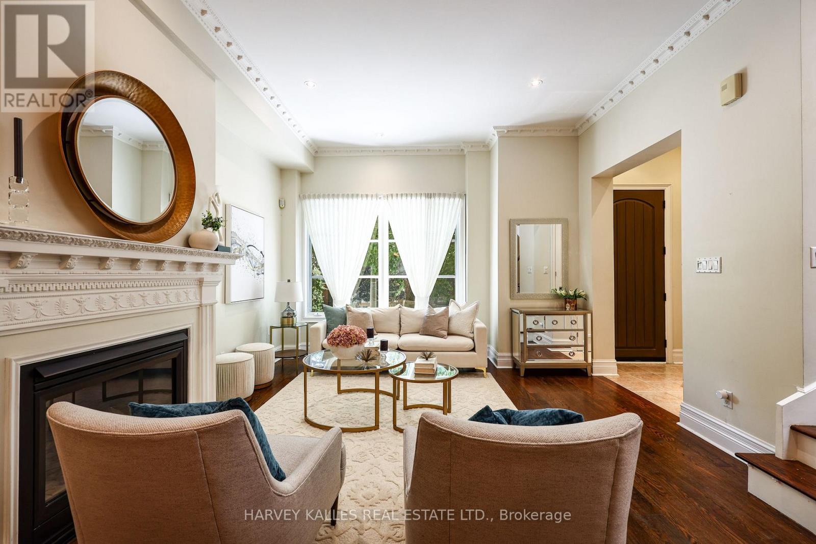 30 Walder Avenue, Toronto, Ontario M4P 2R6 - Photo 6 - C13555486