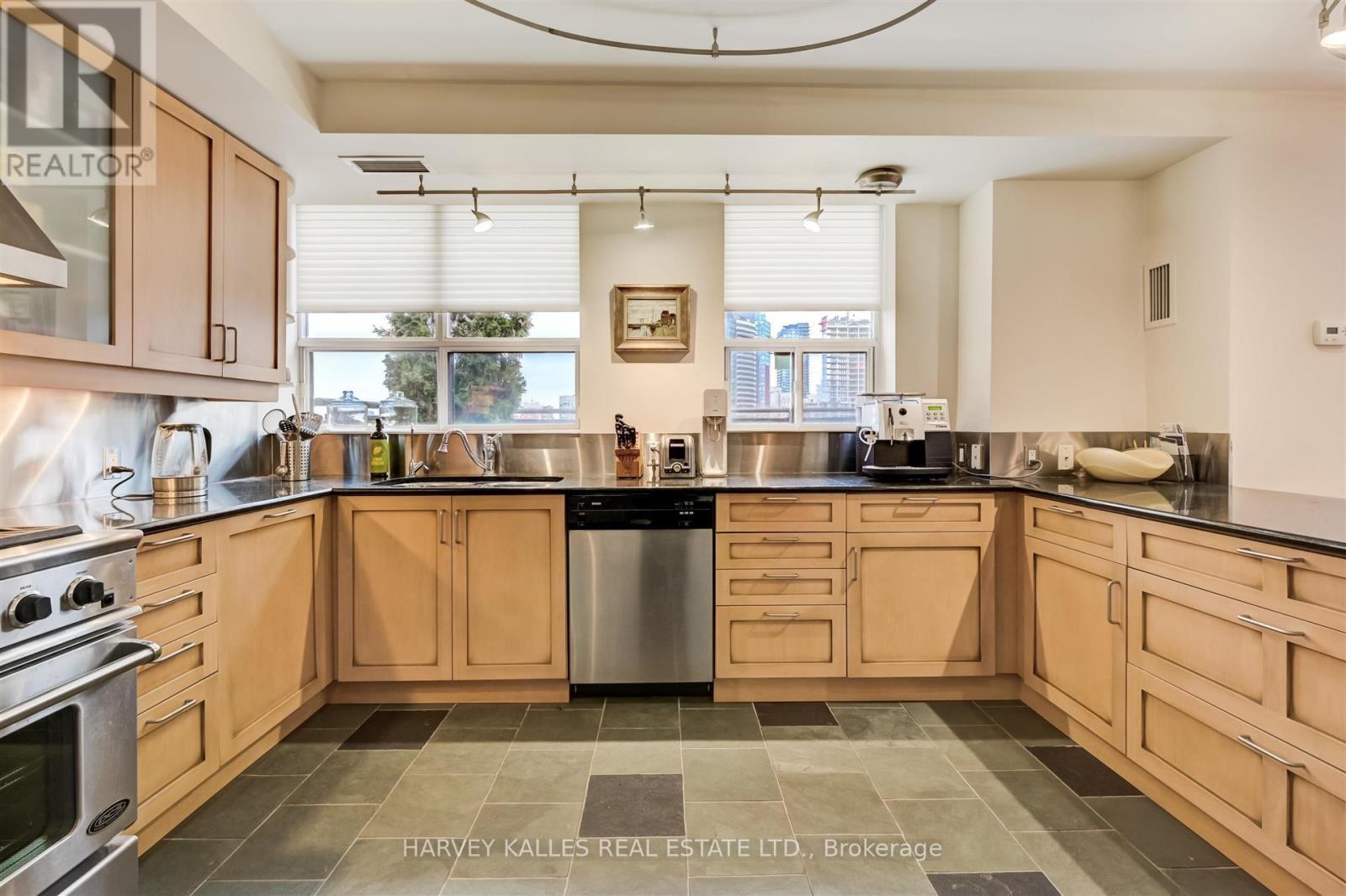 708 - 99 Avenue Road, Toronto, Ontario M5R 2G5 - Photo 14 - C13555674