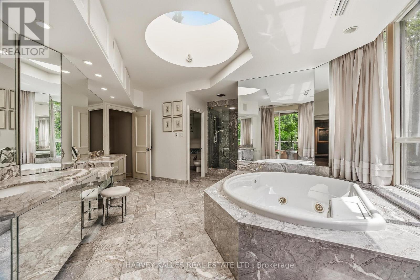Ph16 - 3800 Yonge Street, Toronto, Ontario M4N 3P7 - Photo 19 - C13557506