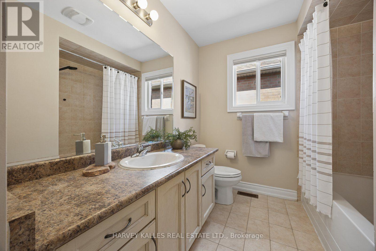 19 Starr Crescent, Aurora, Ontario L4G 7X4 - Photo 21 - N13557500