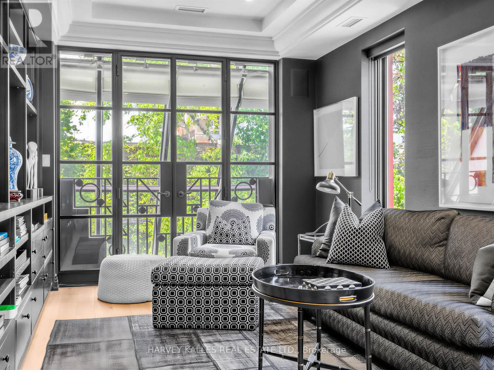 32 Bernard Avenue, Toronto, Ontario M5R 1R2 - Photo 15 - C13558946