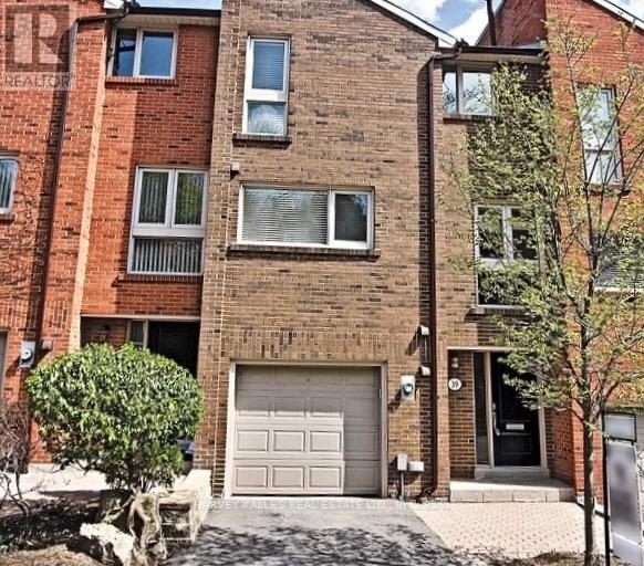 39 SYLVAN VALLEYWAY, Toronto, Ontario