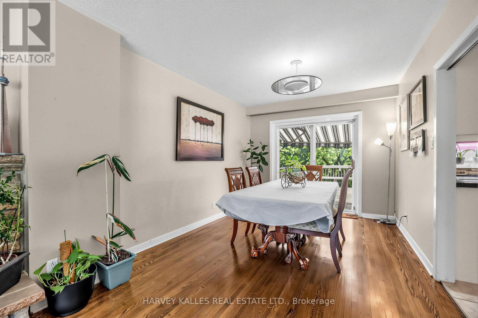 12 Longhope Place, Toronto, Ontario M2J 1Y2 - Photo 7 - C13561152