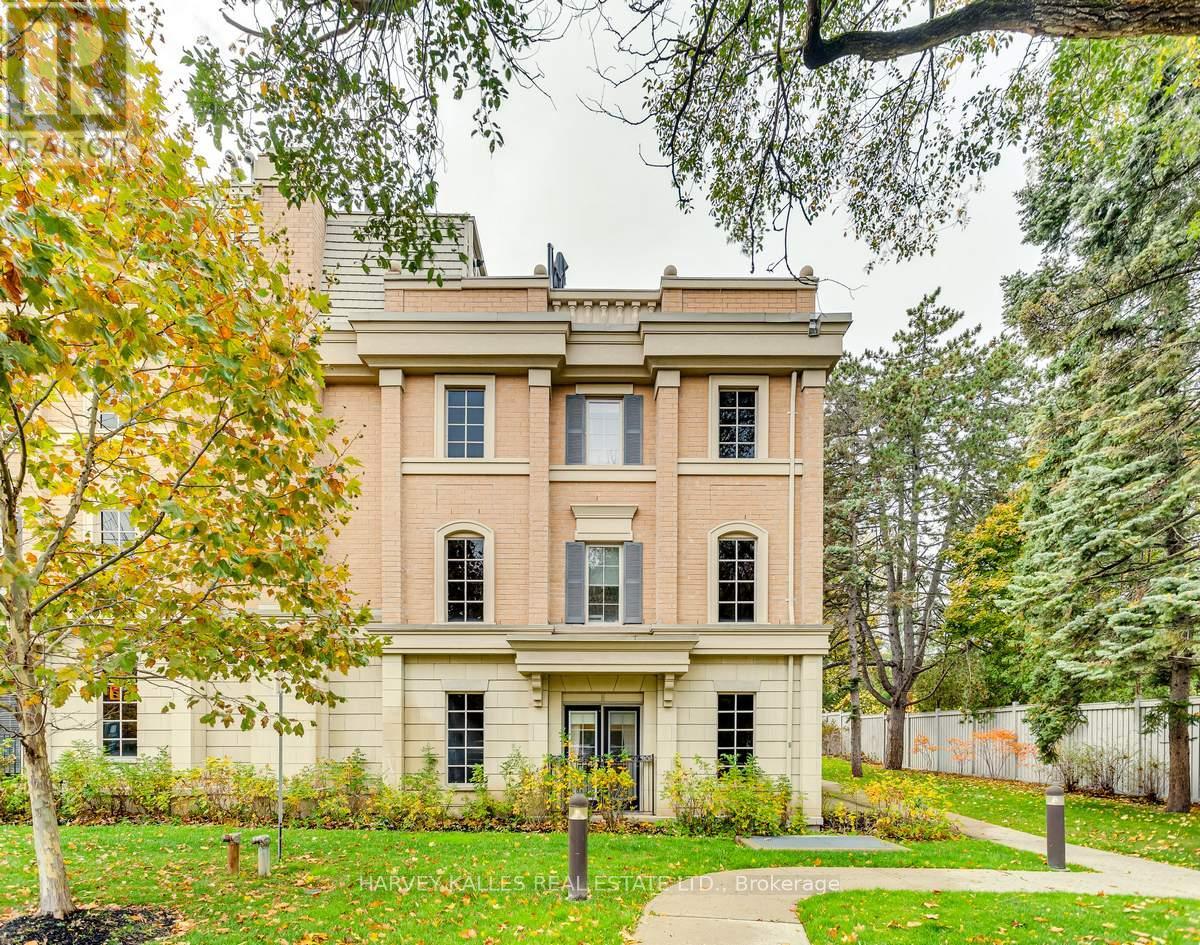 7 - 70 HARGRAVE LANE, Toronto, Ontario