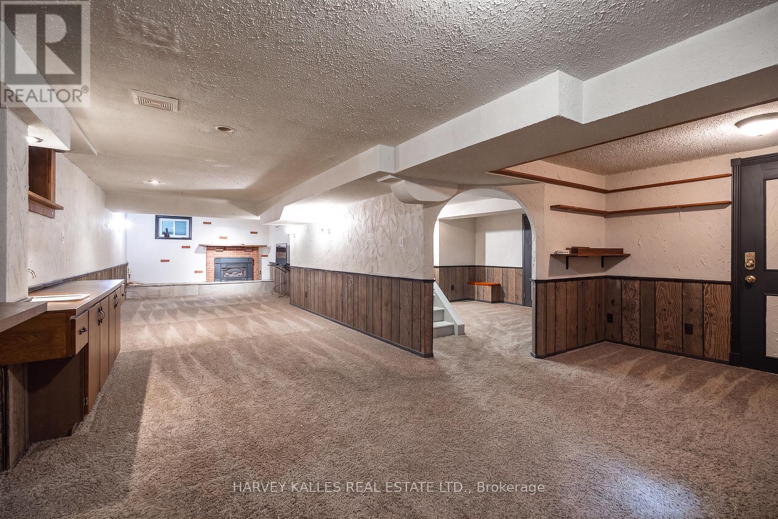 1033 Fair Birch Drive, Mississauga, Ontario  L5H 1M4 - Photo 35 - W13565272