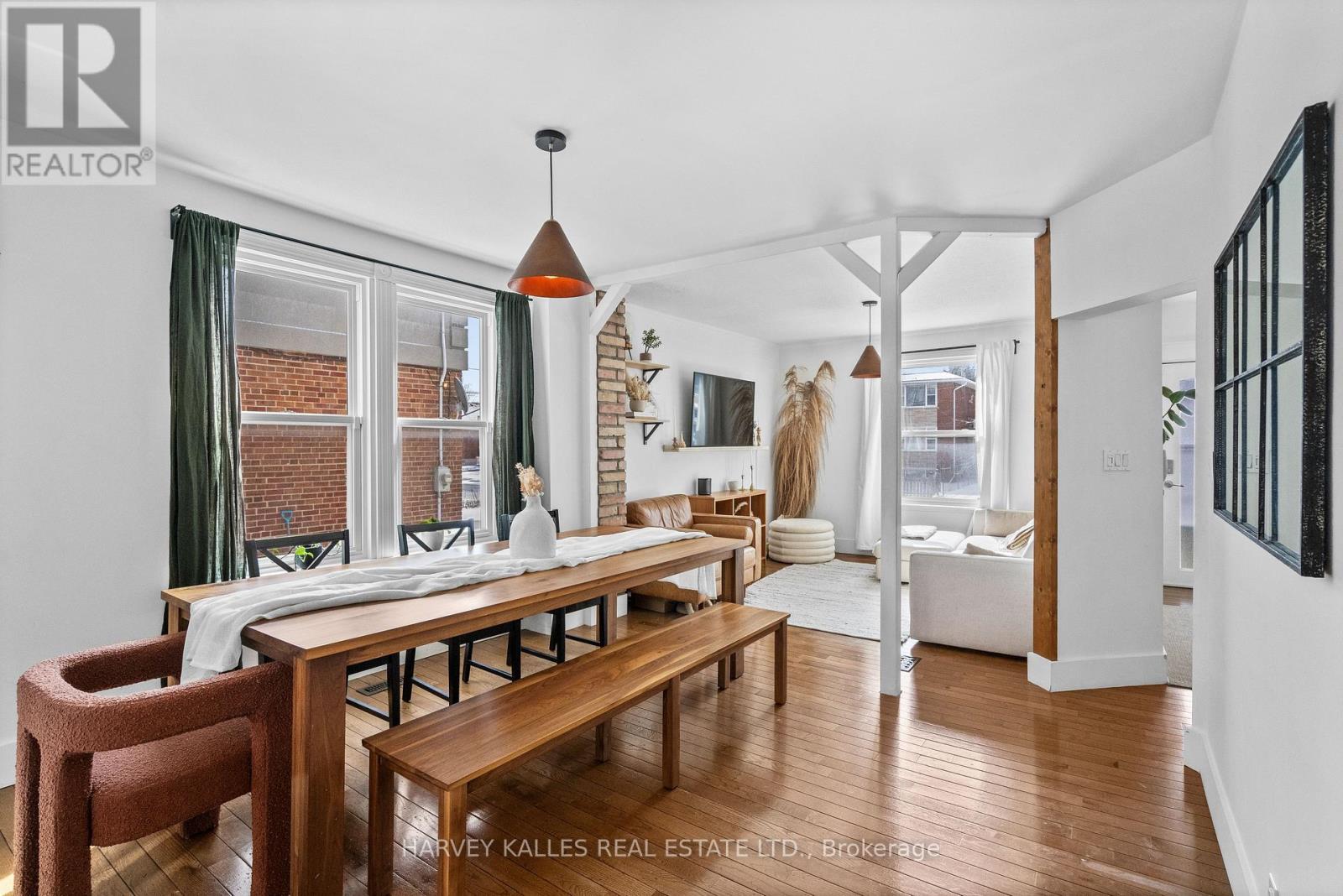 14 Manitoba Street, Toronto, Ontario M8Y 1C7 - Photo 2 - W13565520