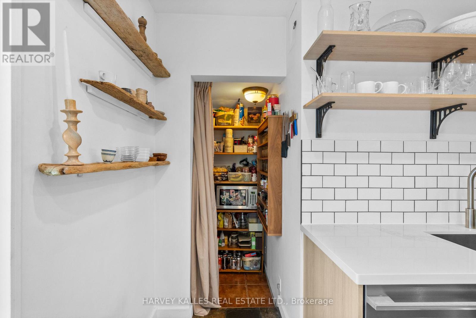 14 Manitoba Street, Toronto, Ontario M8Y 1C7 - Photo 21 - W13565520