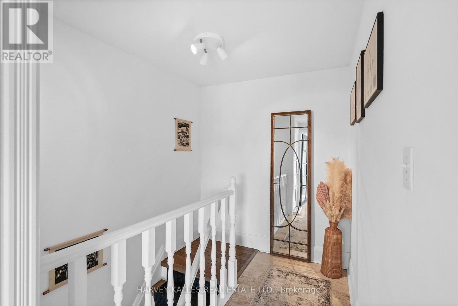 14 Manitoba Street, Toronto, Ontario M8Y 1C7 - Photo 23 - W13565520