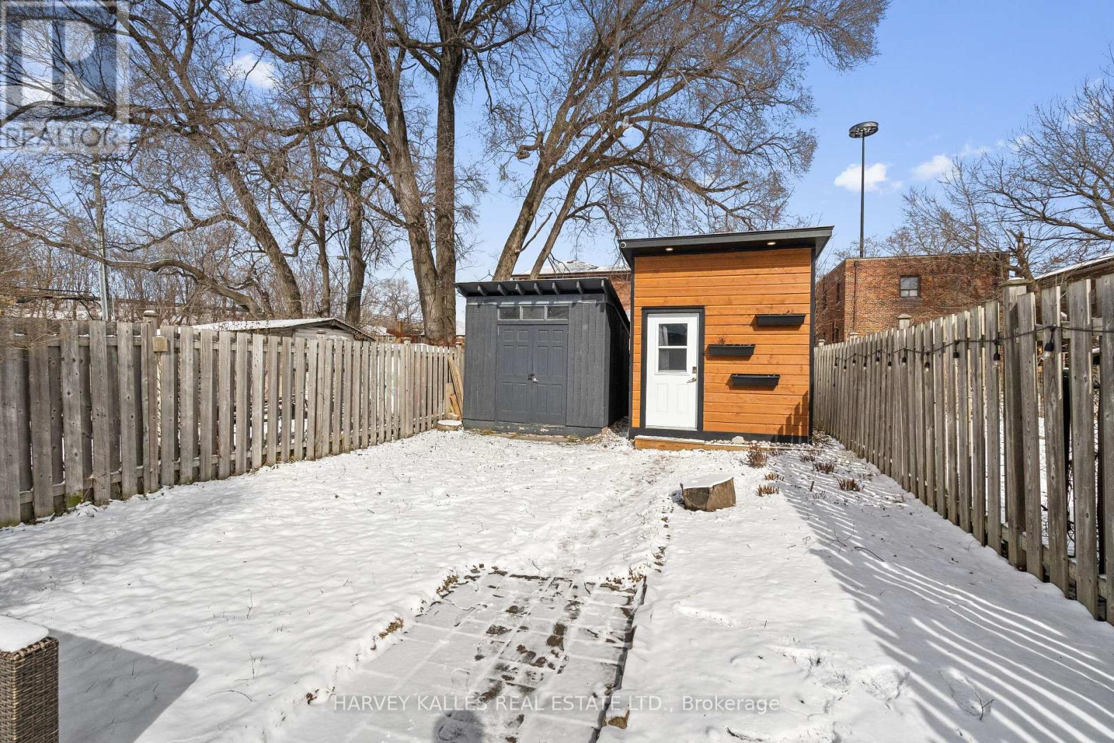14 Manitoba Street, Toronto, Ontario M8Y 1C7 - Photo 40 - W13565520
