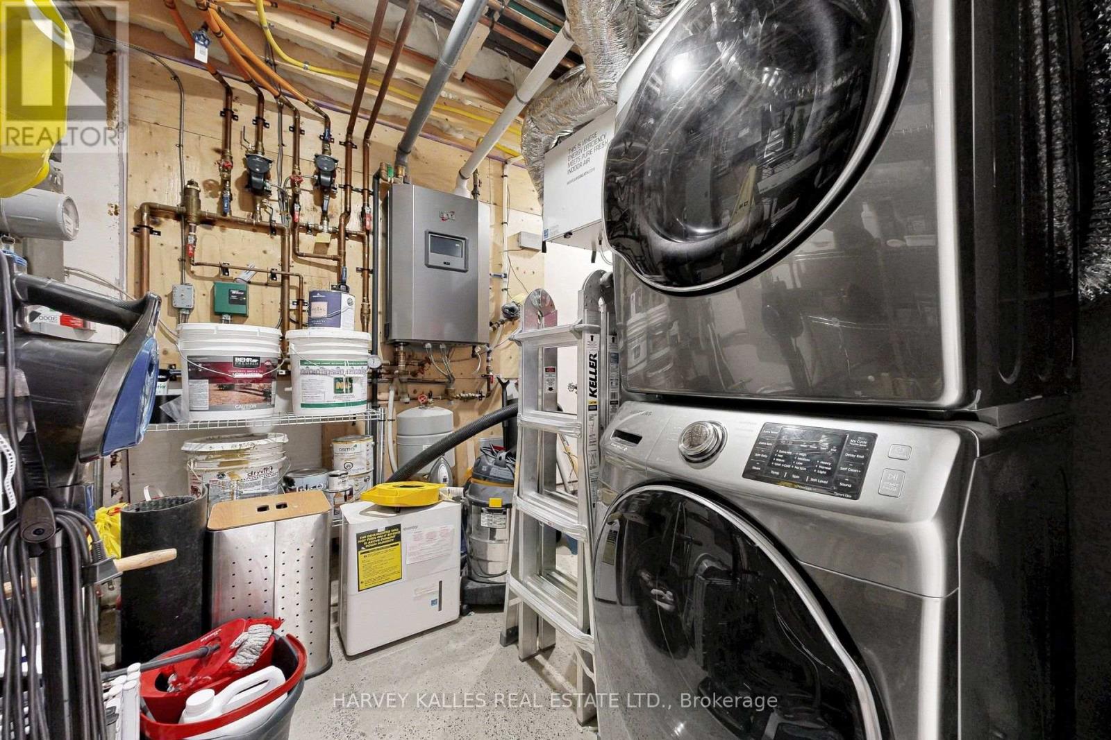 819 Dundas Street W, Toronto, Ontario  M6J 1V4 - Photo 32 - C13565784