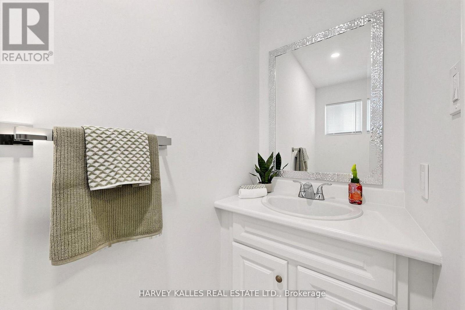 197 Lisa Crescent, Vaughan, Ontario  L4J 2N2 - Photo 17 - N13566382