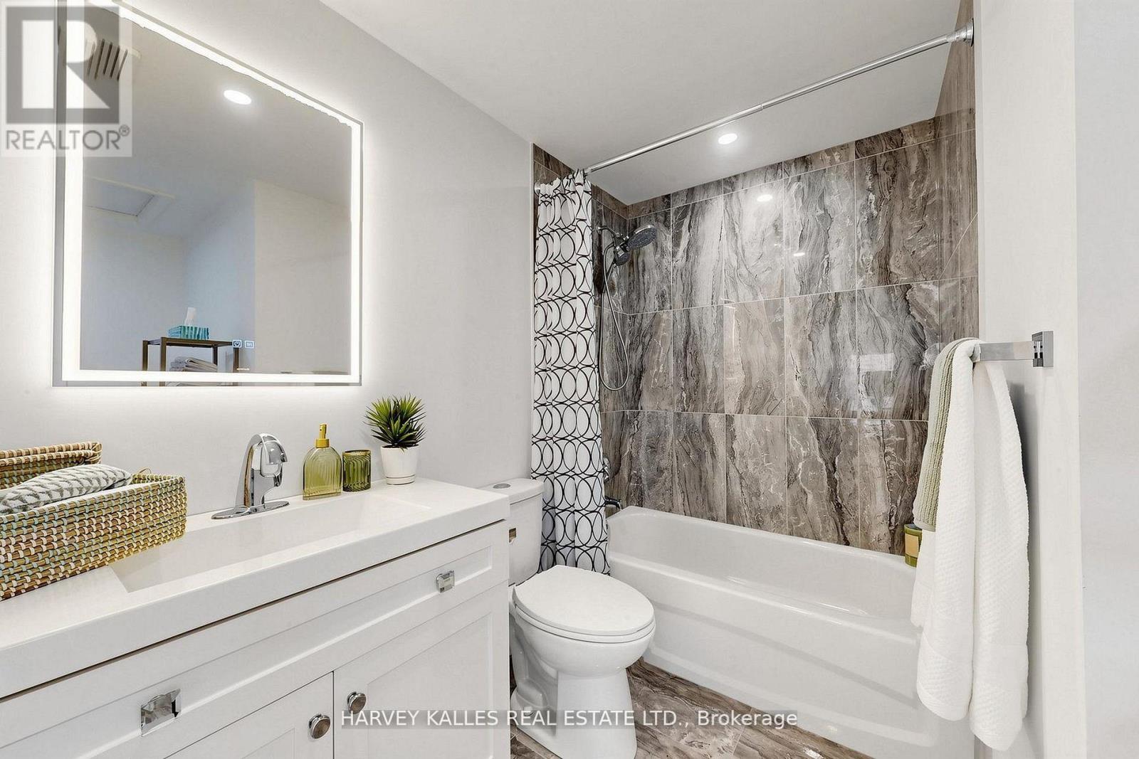 197 Lisa Crescent, Vaughan, Ontario  L4J 2N2 - Photo 28 - N13566382