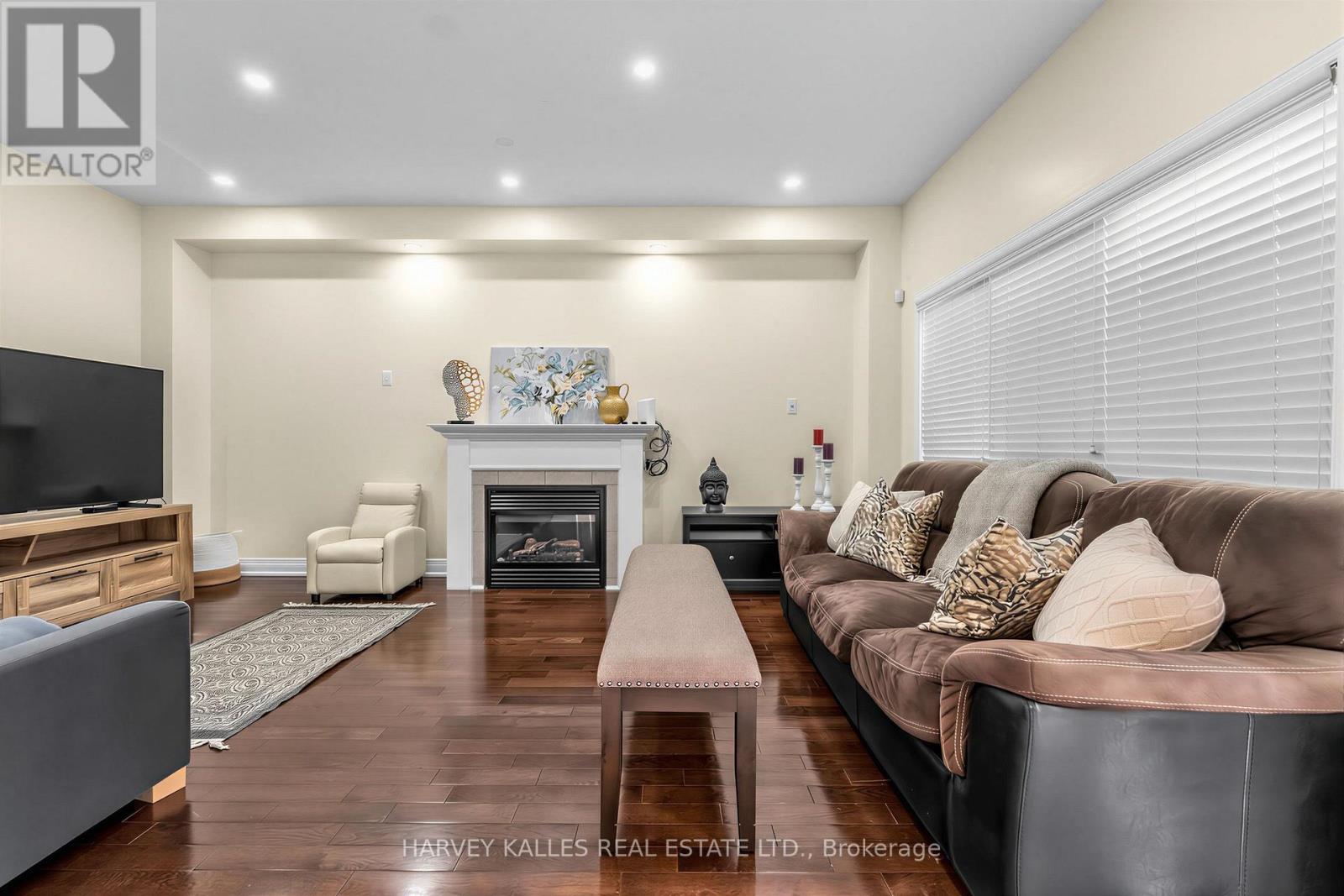 12 Tidewater Road, Brampton, Ontario L6P 2M5 - Photo 13 - W13566872