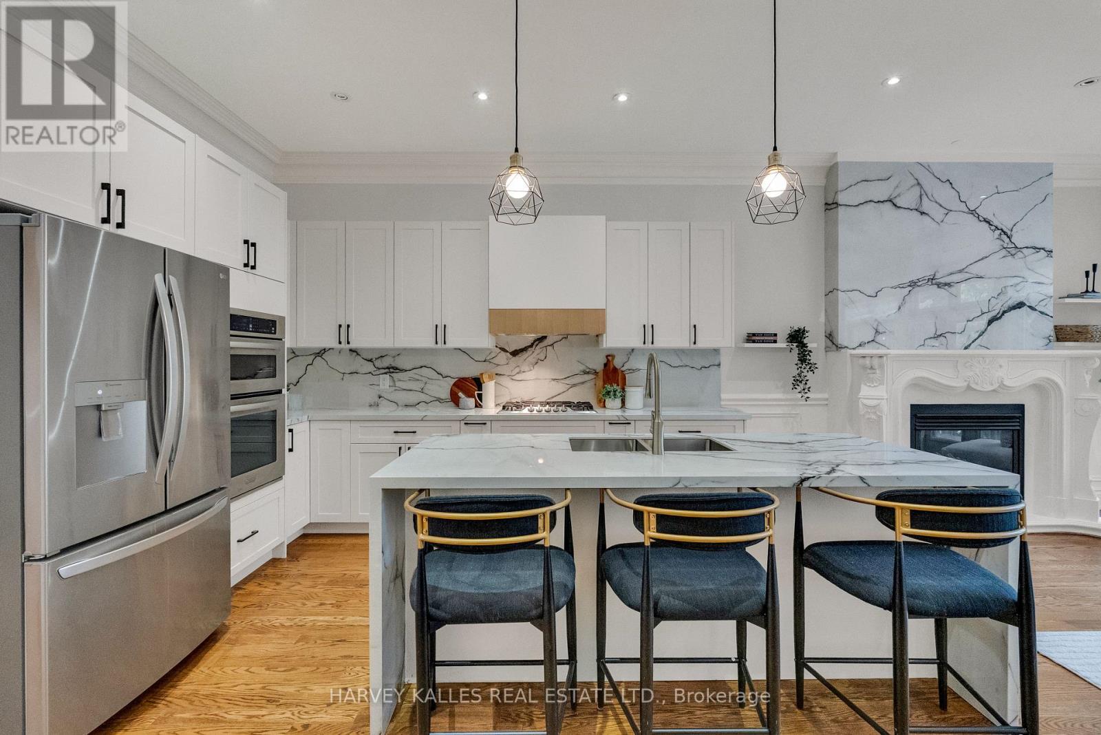 168 Roe Avenue, Toronto, Ontario M5M 2J2 - Photo 13 - C13567124