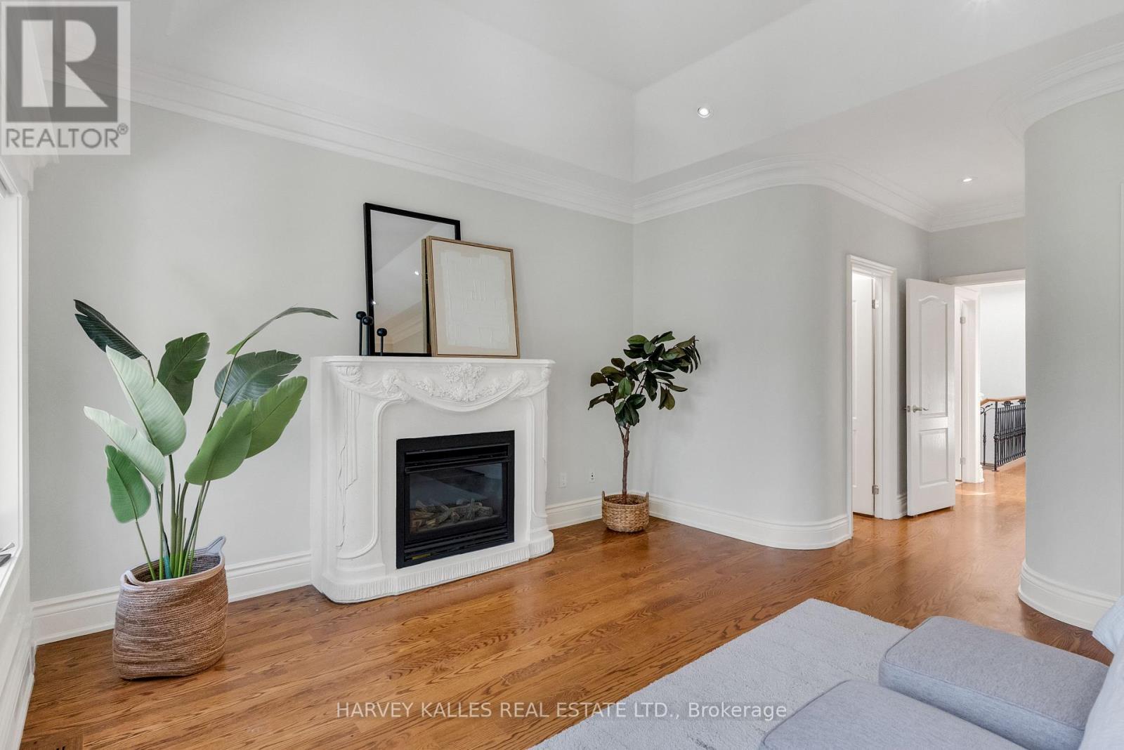 168 Roe Avenue, Toronto, Ontario M5M 2J2 - Photo 34 - C13567124