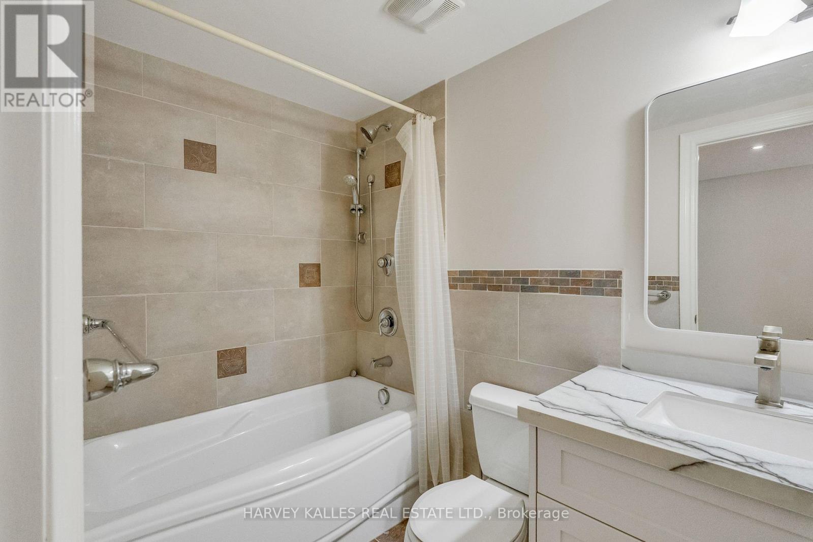 168 Roe Avenue, Toronto, Ontario M5M 2J2 - Photo 42 - C13567124