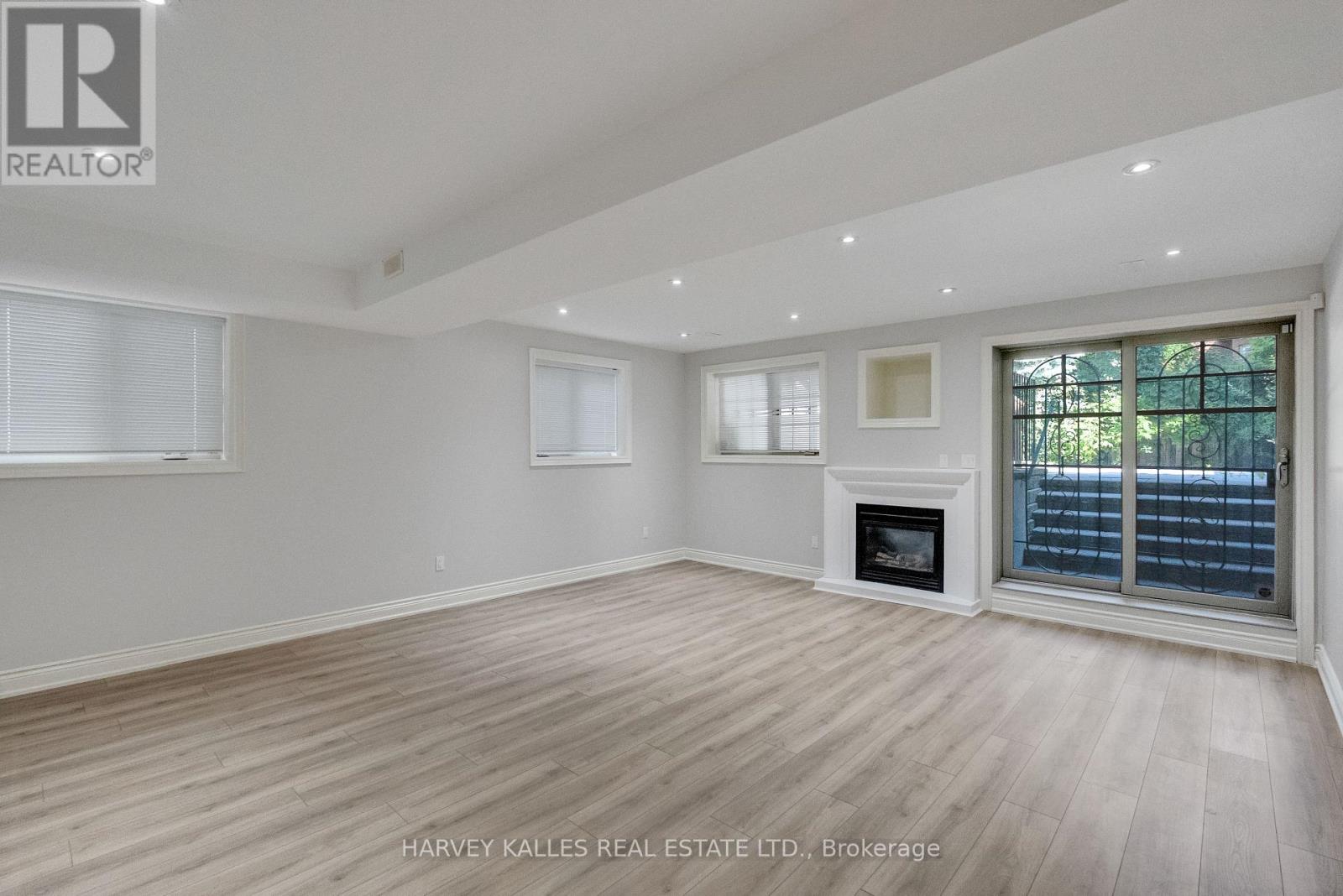 168 Roe Avenue, Toronto, Ontario M5M 2J2 - Photo 45 - C13567124