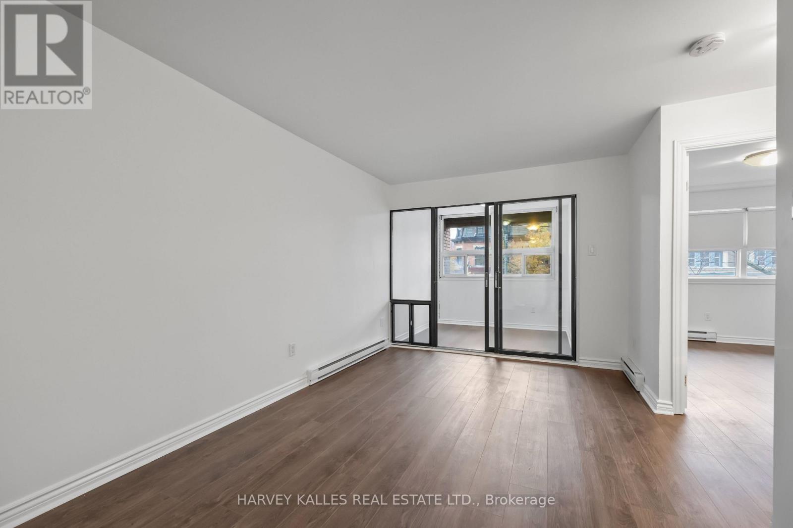 10 - 353 Queen Street, Toronto, Ontario  M5V 2A4 - Photo 10 - C13567404