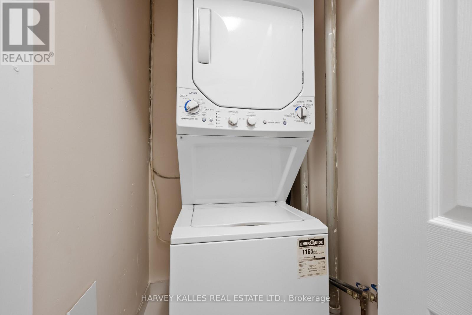 10 - 353 Queen Street, Toronto, Ontario  M5V 2A4 - Photo 3 - C13567404