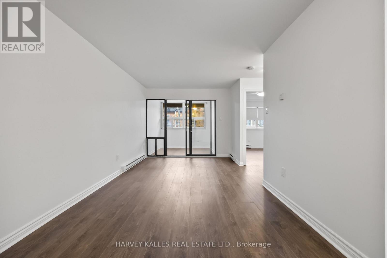 10 - 353 Queen Street, Toronto, Ontario  M5V 2A4 - Photo 4 - C13567404