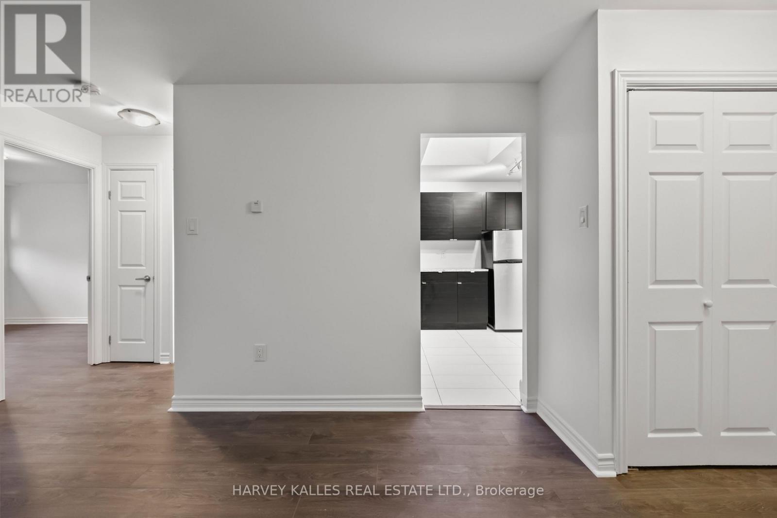 10 - 353 Queen Street, Toronto, Ontario  M5V 2A4 - Photo 6 - C13567404