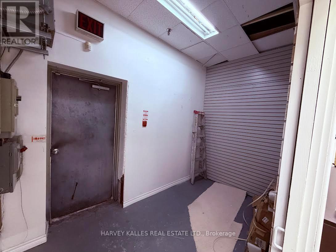 145 - 1911 Finch Avenue W, Toronto, Ontario M3N 2K1 - Photo 11 - W13567846