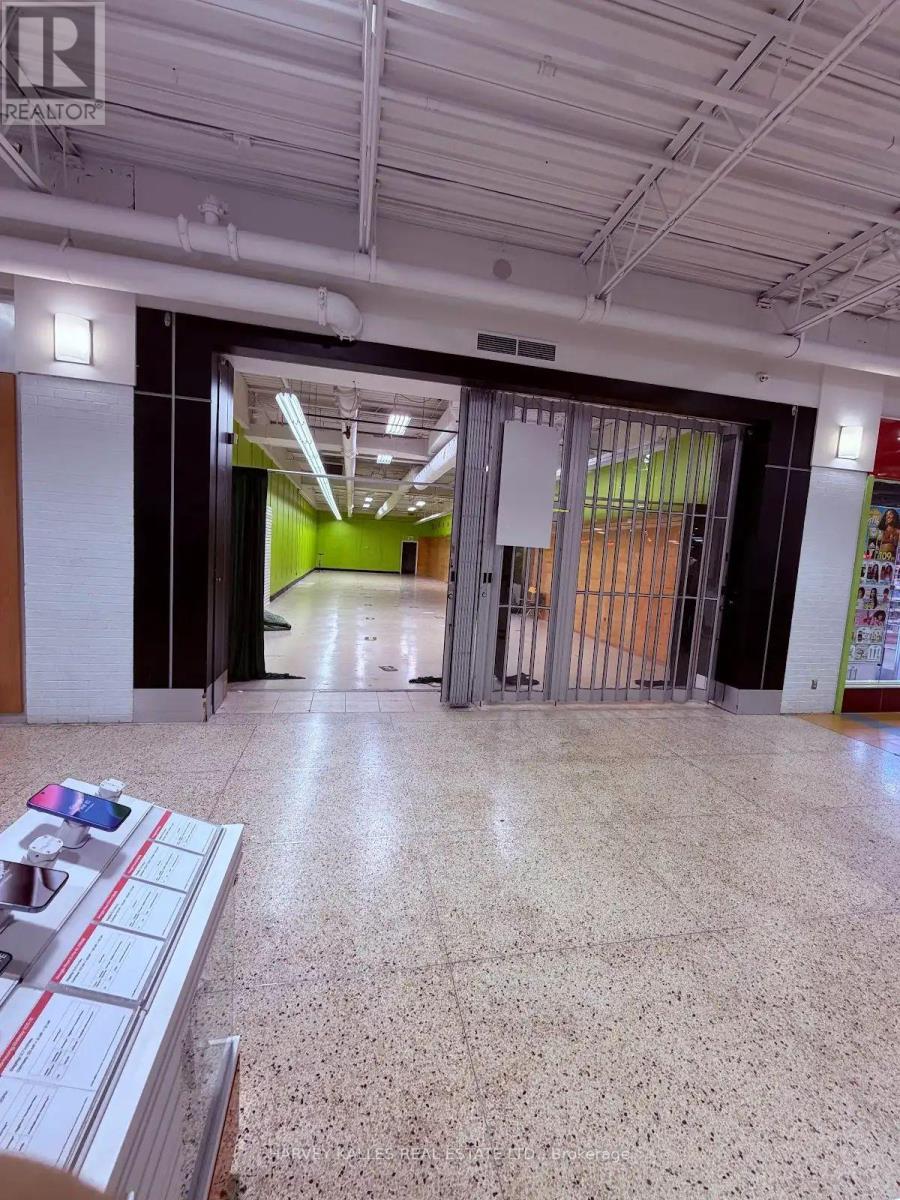 124 - 1911 Finch Avenue W, Toronto, Ontario  M3N 2K1 - Photo 8 - W13567874