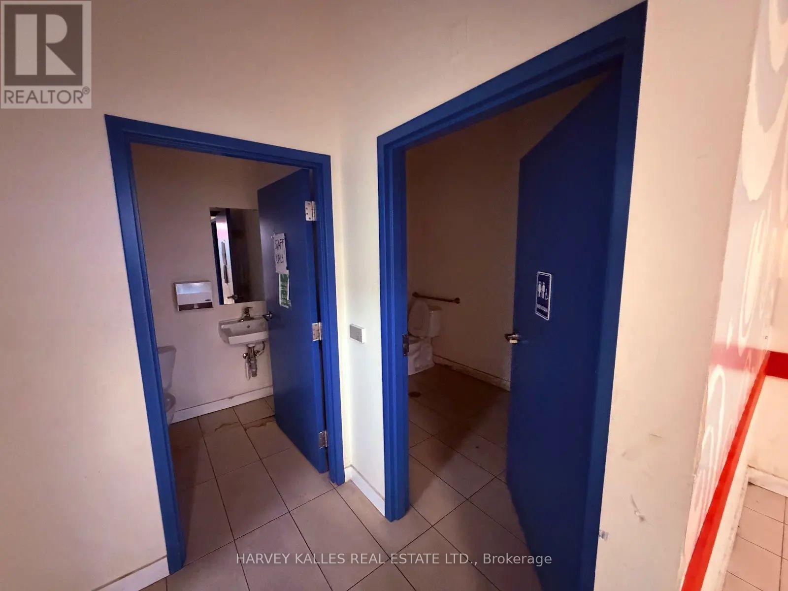 142 - 1911 Finch Avenue W, Toronto, Ontario M3N 2K1 - Photo 11 - W13567880
