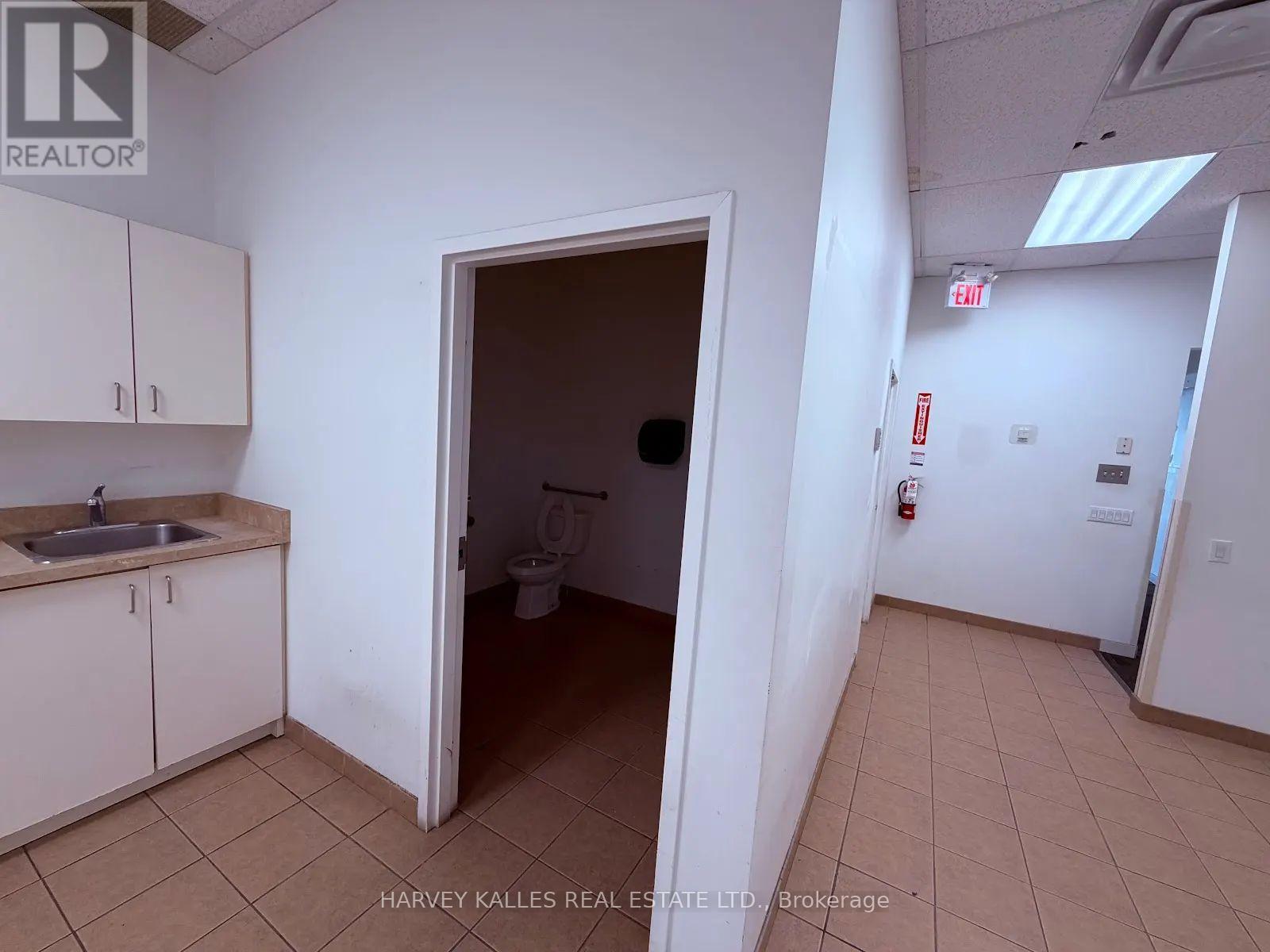 154 - 1911 Finch Avenue W, Toronto, Ontario  M3N 2K1 - Photo 14 - W13567904