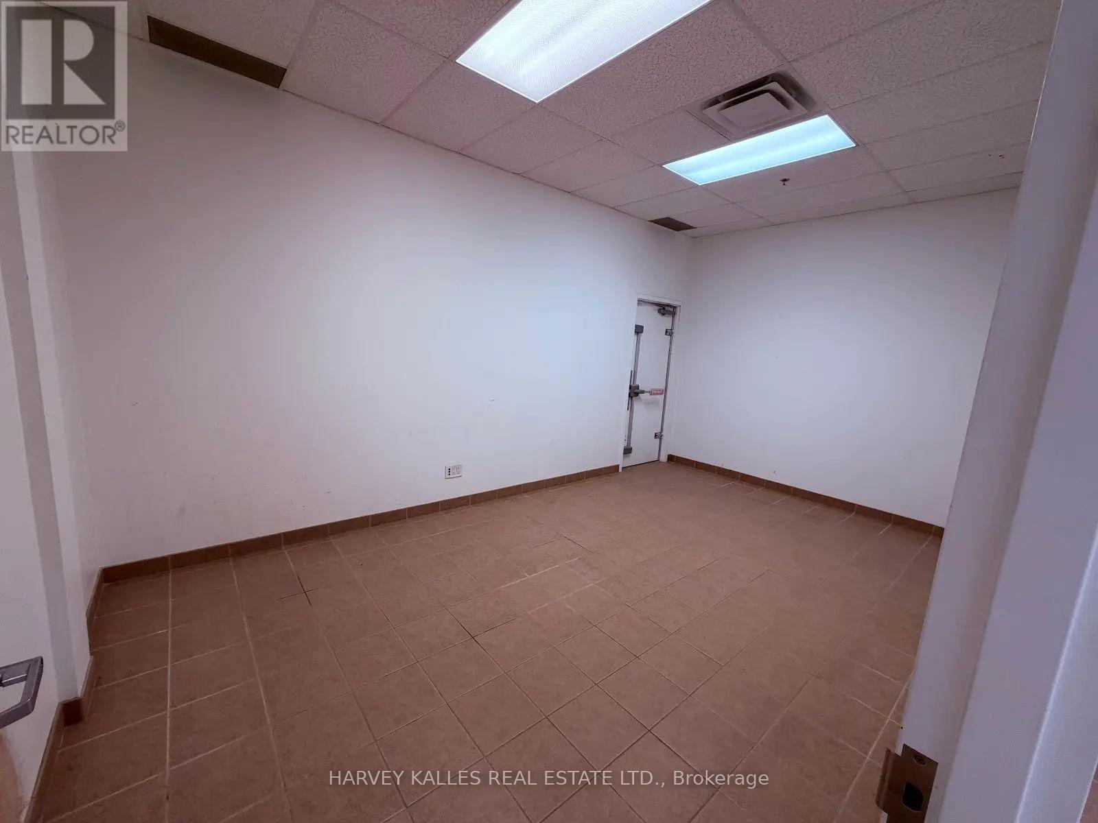 154 - 1911 Finch Avenue W, Toronto, Ontario  M3N 2K1 - Photo 15 - W13567904