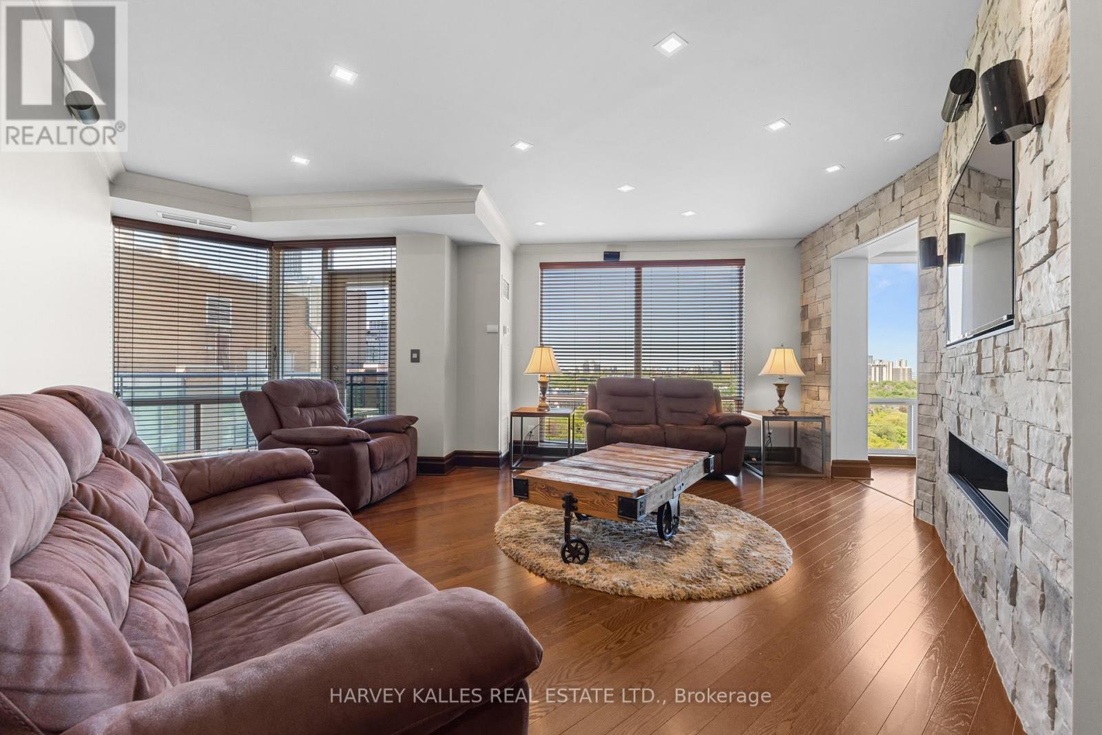 2701 - 300 Bloor Street E, Toronto, Ontario  M4W 3Y2 - Photo 22 - C13570754