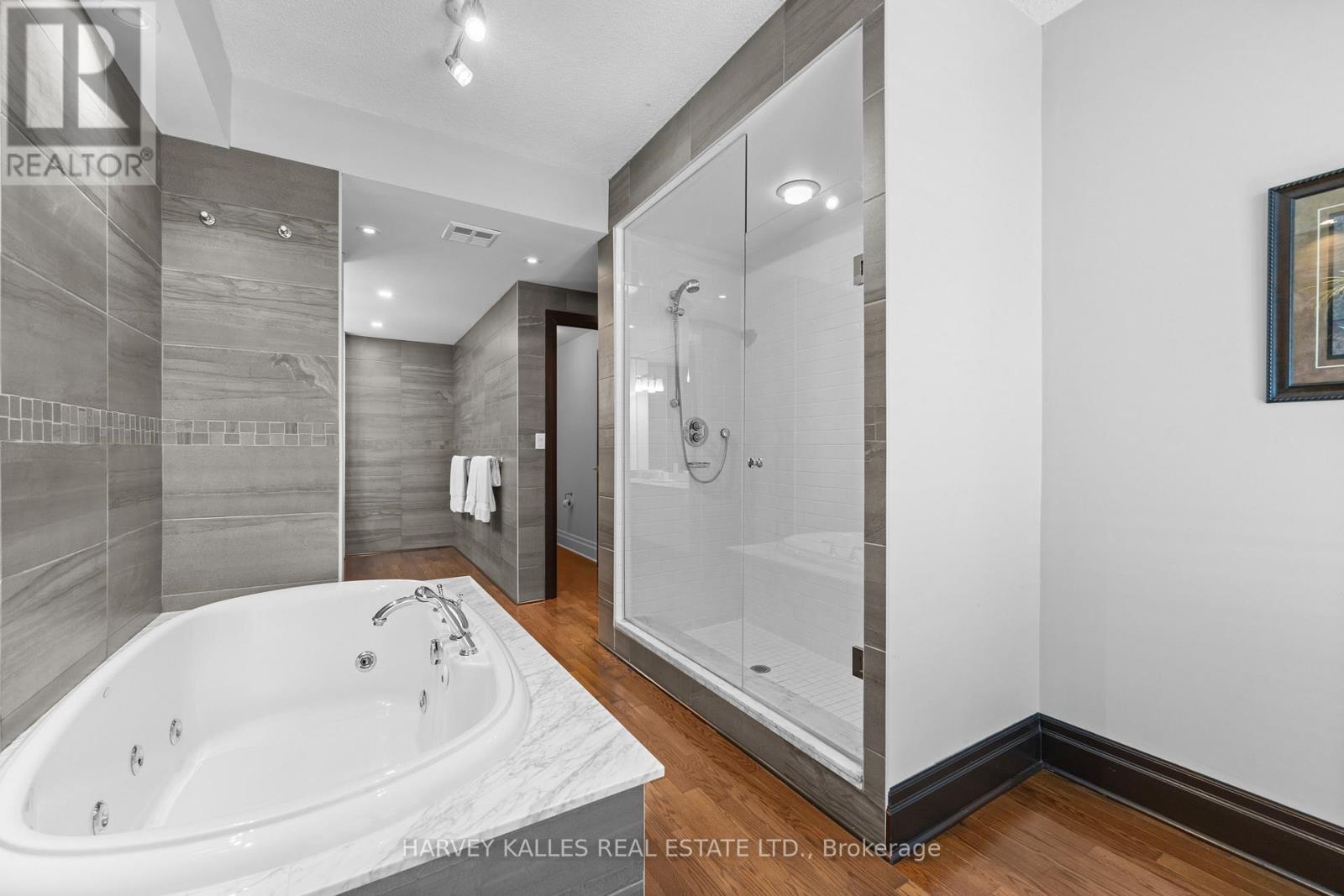 2701 - 300 Bloor Street E, Toronto, Ontario  M4W 3Y2 - Photo 30 - C13570754