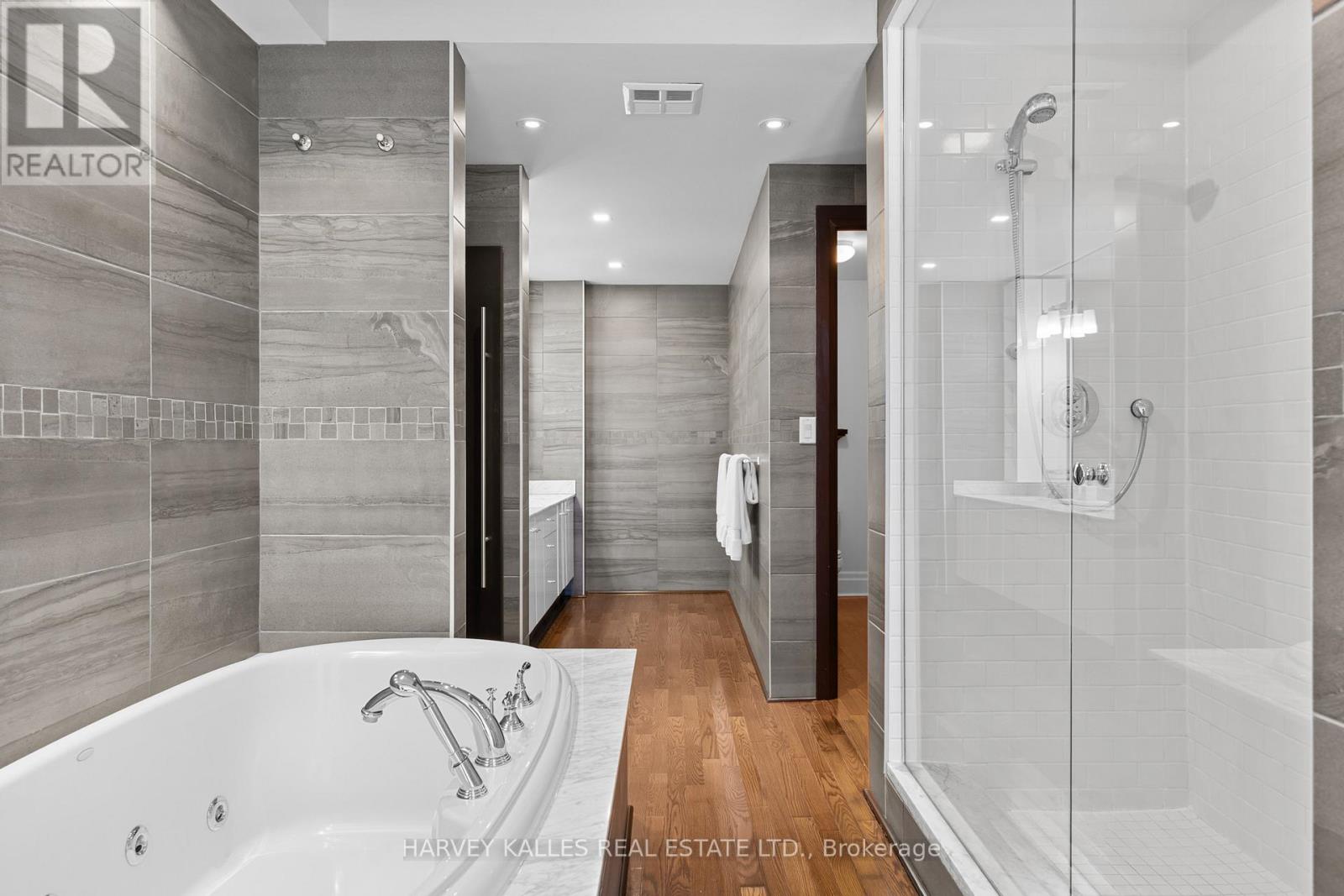 2701 - 300 Bloor Street E, Toronto, Ontario  M4W 3Y2 - Photo 31 - C13570754