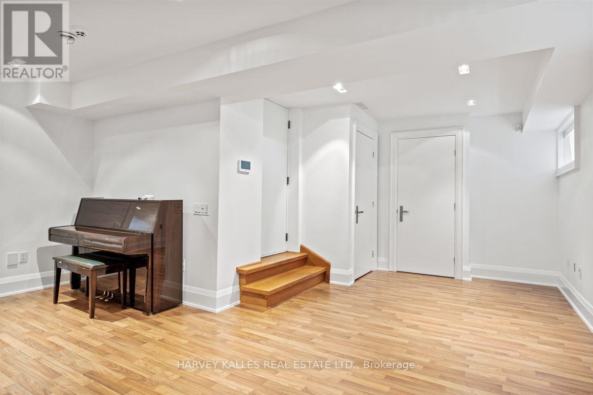 562 Bedford Park Avenue, Toronto, Ontario  M5M 1K3 - Photo 31 - C13570776