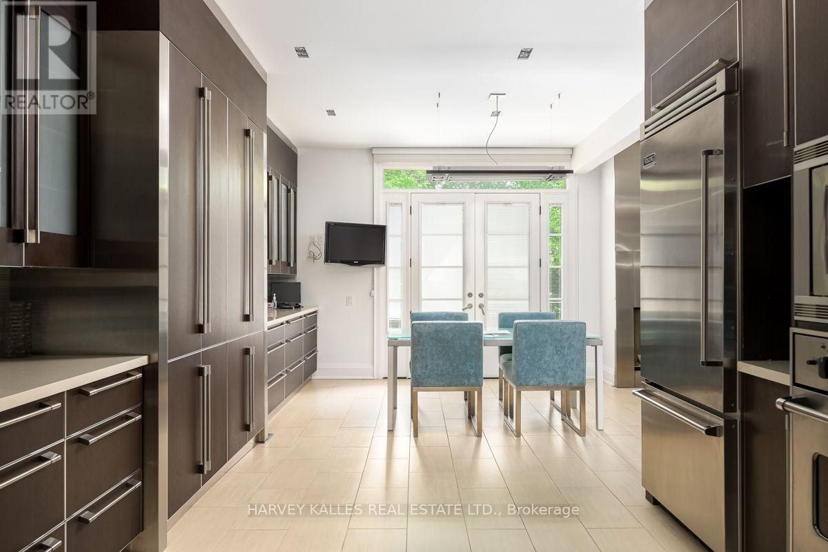562 Bedford Park Avenue, Toronto, Ontario  M5M 1K3 - Photo 9 - C13570776