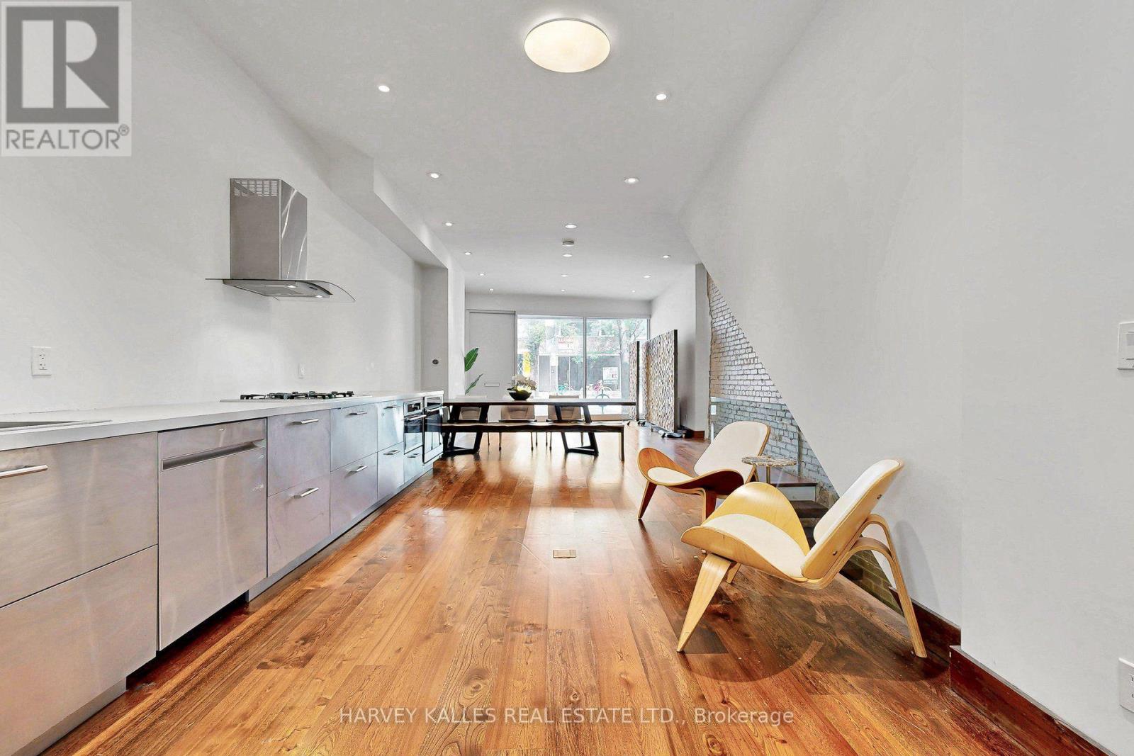 819 Dundas Street W, Toronto, Ontario  M6J 1V4 - Photo 16 - C13571922