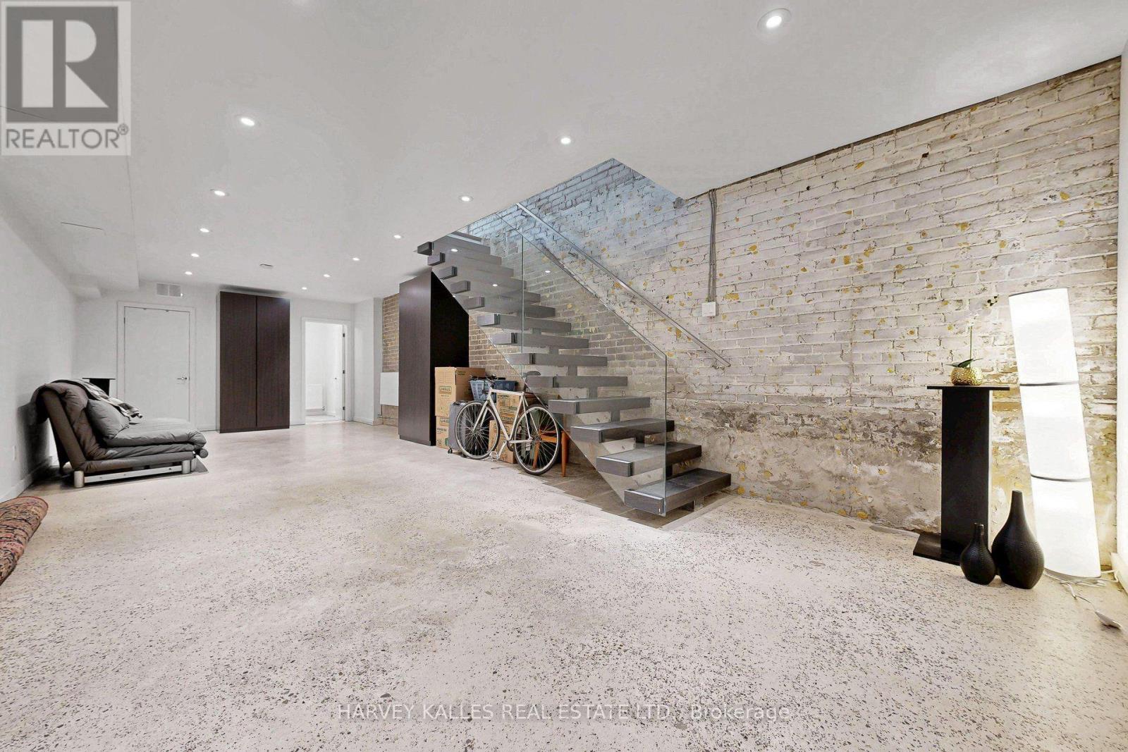 819 Dundas Street W, Toronto, Ontario  M6J 1V4 - Photo 29 - C13571922
