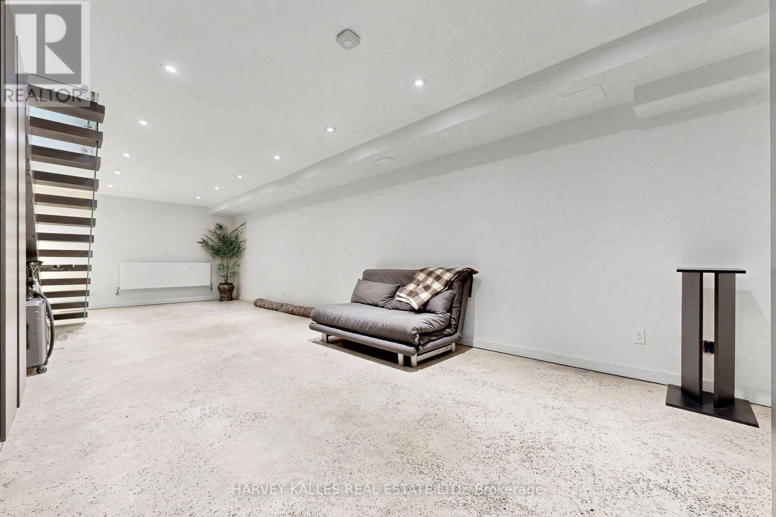 819 Dundas Street W, Toronto, Ontario  M6J 1V4 - Photo 30 - C13571922